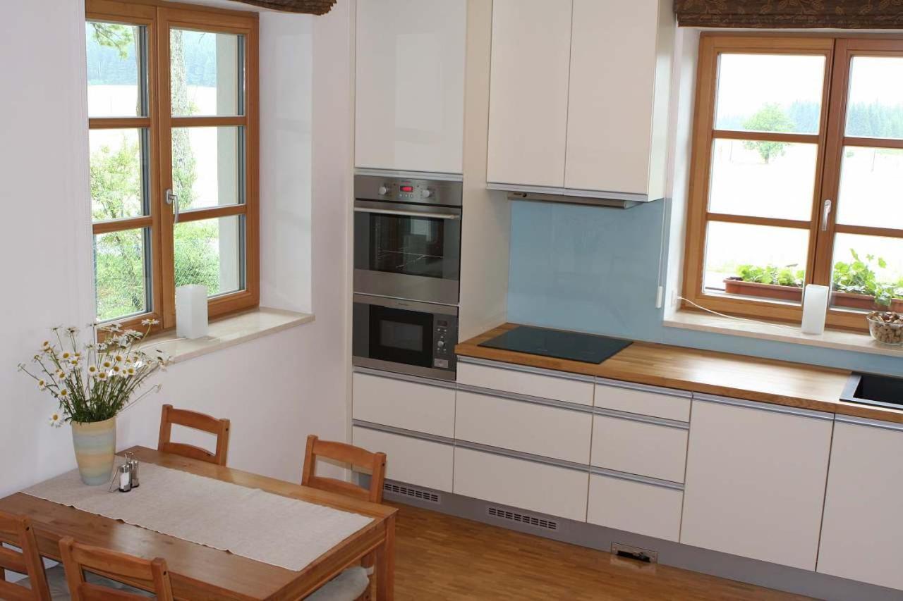 Horsky Apartman Zvonicka Rejviz Ngoại thất bức ảnh